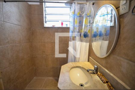 Casa à venda com 70m², 2 quartos e sem vaga Casa à venda com 70m², 2 quartos e sem vagaBanheiro
