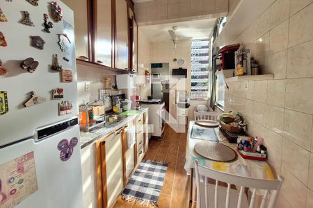 Apartamento à venda com 68m², 2 quartos e sem vaga Apartamento à venda com 68m², 2 quartos e sem vagaCozinha
