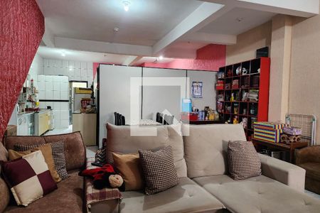Casa à venda com 188m², 3 quartos e 2 vagas Casa à venda com 188m², 3 quartos e 2 vagasEdícula