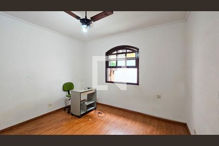 Casa à venda com 150m², 2 quartos e 2 vagas Casa à venda com 150m², 2 quartos e 2 vagasQuarto 1