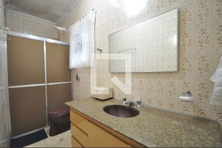 Casa à venda com 200m², 3 quartos e 3 vagasBanheiro do Quarto Suíte