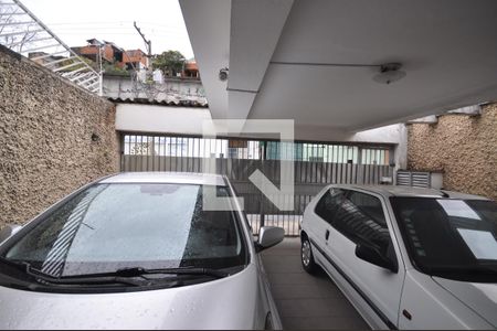 Casa à venda com 200m², 3 quartos e 3 vagasGaragem