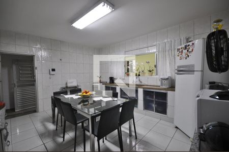 Casa à venda com 200m², 3 quartos e 3 vagasCozinha