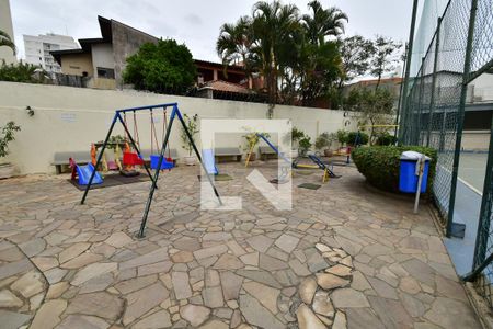 Apartamento à venda com 72m², 3 quartos e 1 vagaÁrea comum - Playground