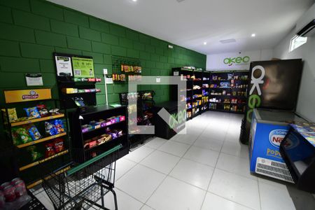 Apartamento à venda com 72m², 3 quartos e 1 vagaMini Mercado