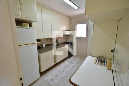 Apartamento para alugar com 176m², 4 quartos e 2 vagasCozinha