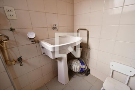 Apartamento para alugar com 176m², 4 quartos e 2 vagasÁrea de Serviço