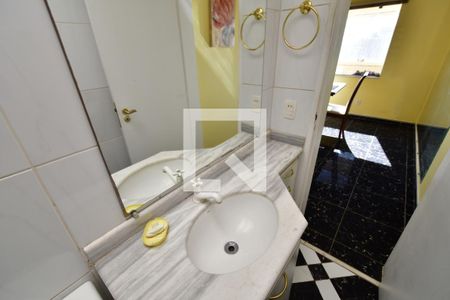 Apartamento para alugar com 176m², 4 quartos e 2 vagasBanheiro 2