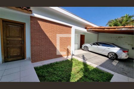 Casa à venda com 200m², 3 quartos e 2 vagas