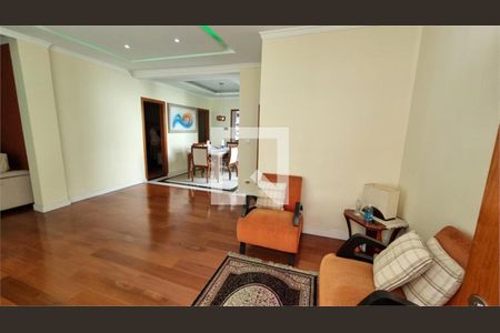 Casa à venda com 200m², 3 quartos e 2 vagas