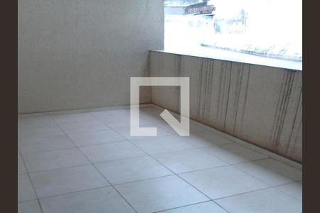 Casa à venda com 115m², 2 quartos e 4 vagas