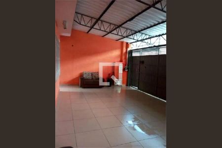 Casa à venda com 124m², 2 quartos e 3 vagas