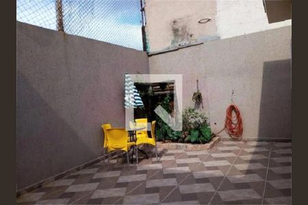 Casa à venda com 124m², 2 quartos e 3 vagas