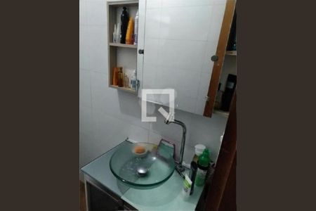 Casa à venda com 124m², 2 quartos e 3 vagas