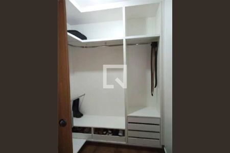 Casa à venda com 124m², 2 quartos e 3 vagas