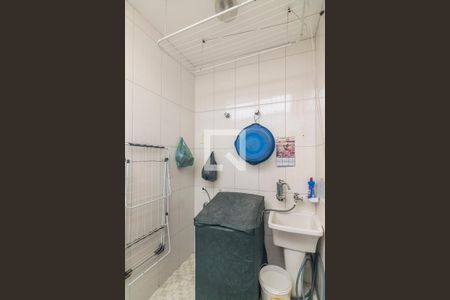 Casa à venda com 102m², 3 quartos e 2 vagas Casa à venda com 102m², 3 quartos e 2 vagasÁrea de Serviço