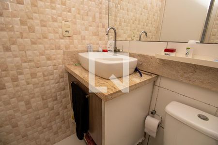 Apartamento à venda com 87m², 4 quartos e 2 vagasBanheiro quarto 2