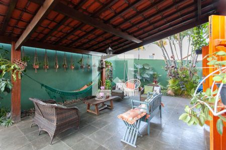 Casa à venda com 480m², 3 quartos e 4 vagasVaranda