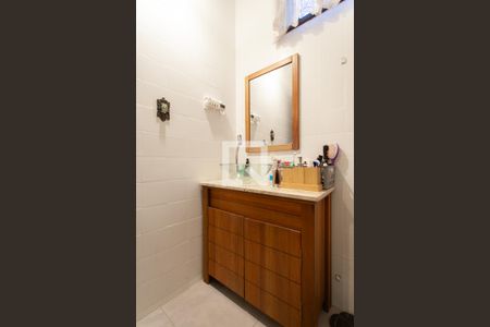 Casa à venda com 480m², 3 quartos e 4 vagasBanheiro da Suíte