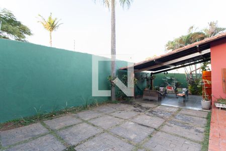Casa à venda com 480m², 3 quartos e 4 vagasGaragem