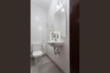 Casa à venda com 480m², 3 quartos e 4 vagasBanheiro Social 2