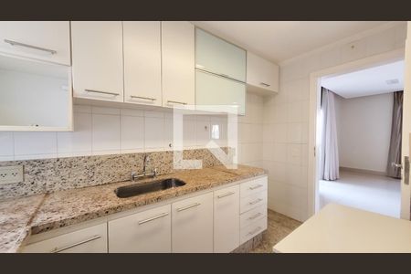 Apartamento à venda com 136m², 3 quartos e 2 vagasCozinha