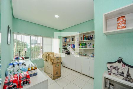 Casa à venda com 496m², 4 quartos e 3 vagas Casa à venda com 496m², 4 quartos e 3 vagasEscritório