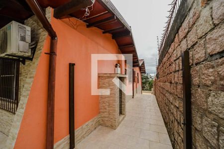 Casa à venda com 496m², 4 quartos e 3 vagas Casa à venda com 496m², 4 quartos e 3 vagasPátio