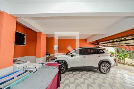 Casa à venda com 496m², 4 quartos e 3 vagas Casa à venda com 496m², 4 quartos e 3 vagasGaragem