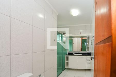 Casa à venda com 496m², 4 quartos e 3 vagas Casa à venda com 496m², 4 quartos e 3 vagasBanheiro Social