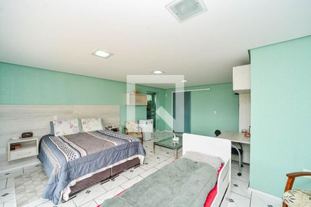 Casa à venda com 496m², 4 quartos e 3 vagas Casa à venda com 496m², 4 quartos e 3 vagasSuíte