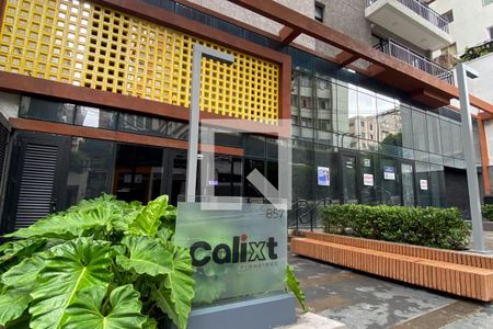 Apartamento à venda com 28m², 1 quarto e sem vaga Apartamento à venda com 28m², 1 quarto e sem vagaFachada