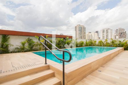 Apartamento à venda com 28m², 1 quarto e sem vagaÁrea comum - Piscina