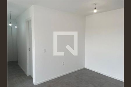 Apartamento à venda com 3 quartos, 68m² em Vila Anastácio, São Paulo