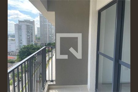 Apartamento à venda com 3 quartos, 68m² em Vila Anastácio, São Paulo