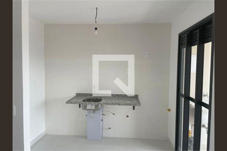 Apartamento à venda com 3 quartos, 68m² em Vila Anastácio, São Paulo