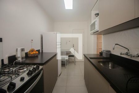 Apartamento à venda com 120m², 2 quartos e 1 vaga Apartamento à venda com 120m², 2 quartos e 1 vagaCozinha e Área de Serviço