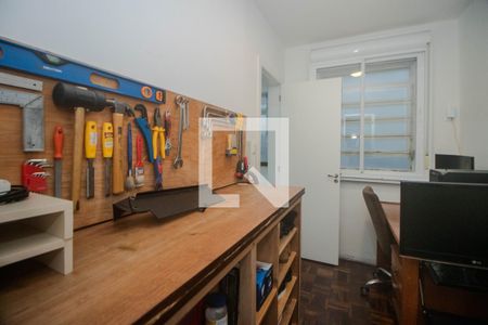 Apartamento à venda com 120m², 2 quartos e 1 vaga Apartamento à venda com 120m², 2 quartos e 1 vagaQuarto de Serviço