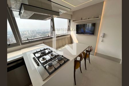 Apartamento à venda com 185m², 3 quartos e 3 vagasCozinha