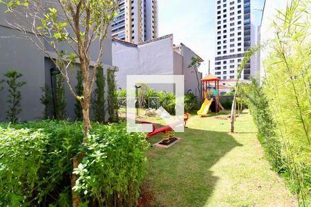 Apartamento à venda com 185m², 3 quartos e 3 vagasÁrea comum - Playground