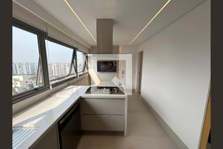 Apartamento à venda com 185m², 3 quartos e 3 vagasCozinha