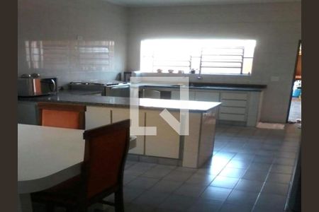 Casa à venda com 160m², 3 quartos e 2 vagas