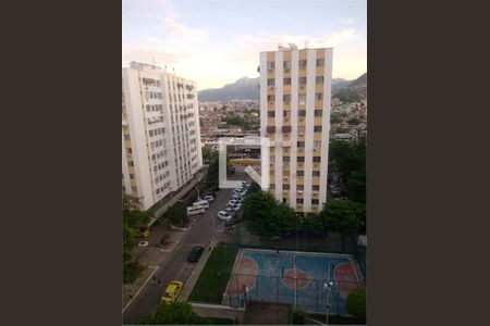 Apartamento à venda com 2 quartos, 52m² em Inhaúma, Rio de Janeiro