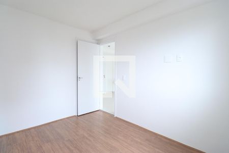 Quarto de apartamento à venda com 1 quarto, 27m² em Parque Industrial Tomas Edson, São Paulo