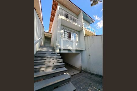 Casa à venda com 210m², 3 quartos e 5 vagas