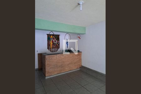 Casa à venda com 210m², 3 quartos e 5 vagas