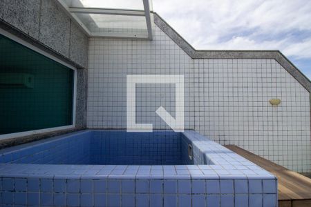 Apartamento para alugar com 348m², 4 quartos e 4 vagas Apartamento para alugar com 348m², 4 quartos e 4 vagasPiscina