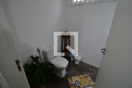Casa à venda com 280m², 4 quartos e 3 vagasBanheiro