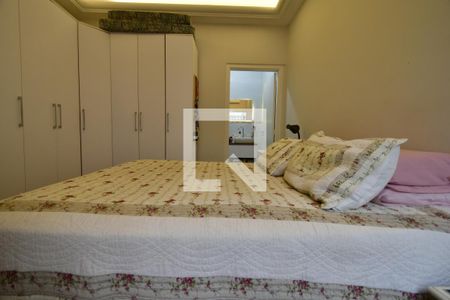 Casa à venda com 280m², 4 quartos e 3 vagasQuarto