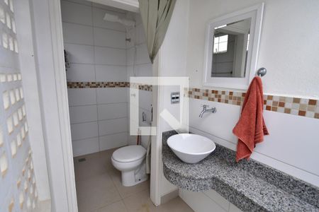 Casa à venda com 280m², 4 quartos e 3 vagasBanheiro